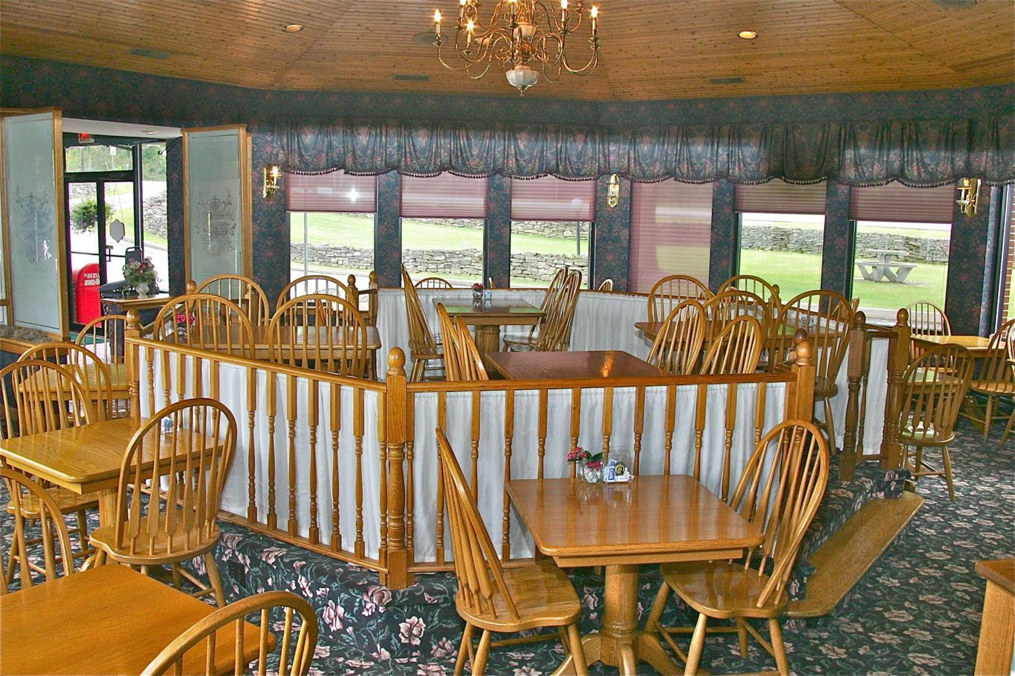 Stone Fence Resort Огденсбург Экстерьер фото