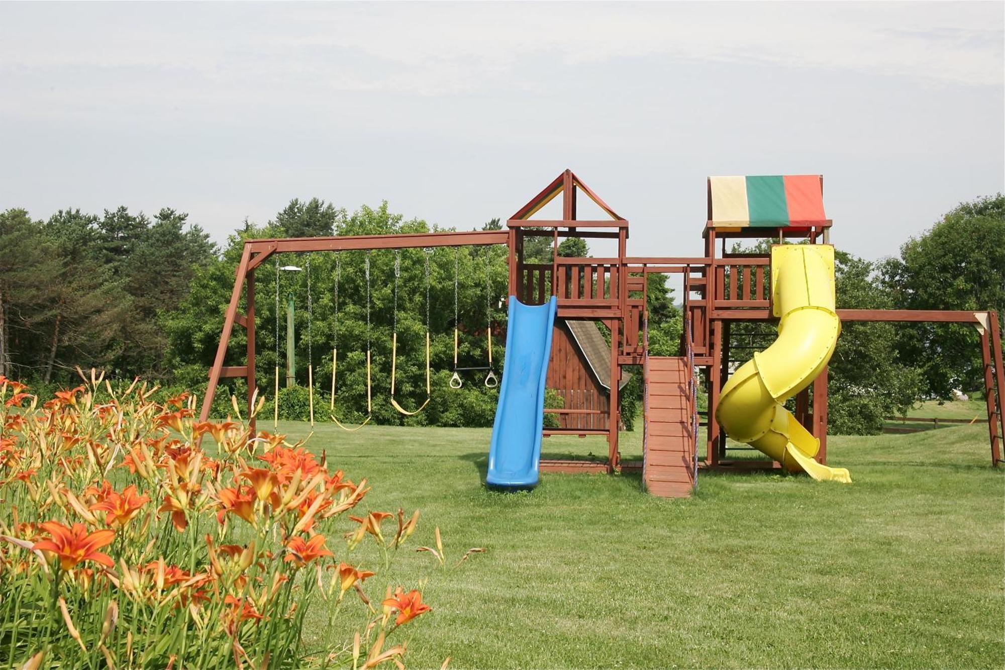 Stone Fence Resort Огденсбург Экстерьер фото