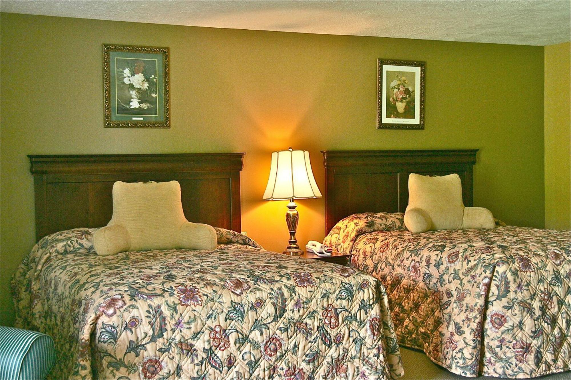 Stone Fence Resort Огденсбург Экстерьер фото