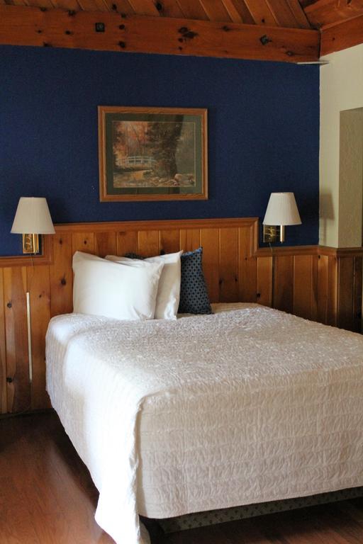 Stone Fence Resort Огденсбург Экстерьер фото