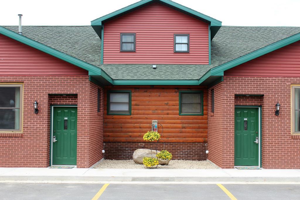 Stone Fence Resort Огденсбург Экстерьер фото